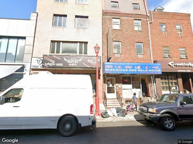 Street View of 146 N 10th St - Click to open in Google Maps