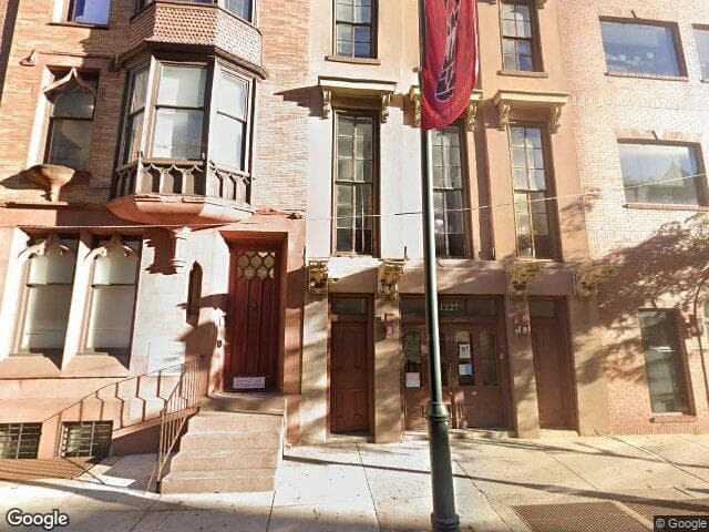Street View of Dee's therapist's office - Click to open in Google Maps